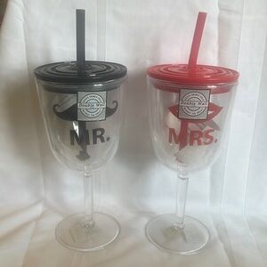 NEW Wedding Glassed Mr. and Mrs. Bride & Groom Glasses Cups